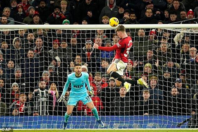 1705294578105095627.jpg mctominay.jpg