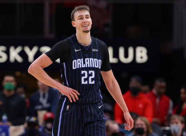 1641355070859006498.jpg 1360461986.jpg